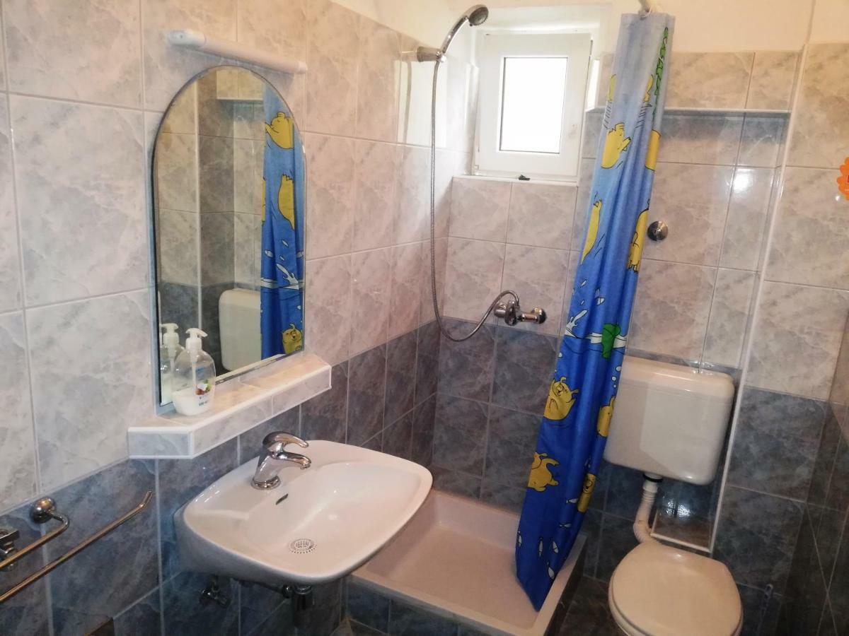 Apartment Jelas Живогошче Экстерьер фото